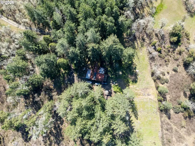 $305,000 | 620 Cleveland Loop Road, Roseburg, OR 97471