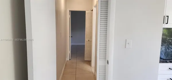 $1,650 | 6265 Southwest 31st Street, Unit B, Miami, FL 33155