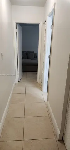 $1,900 | 6265 Southwest 31st Street, Unit B, Miami, FL 33155