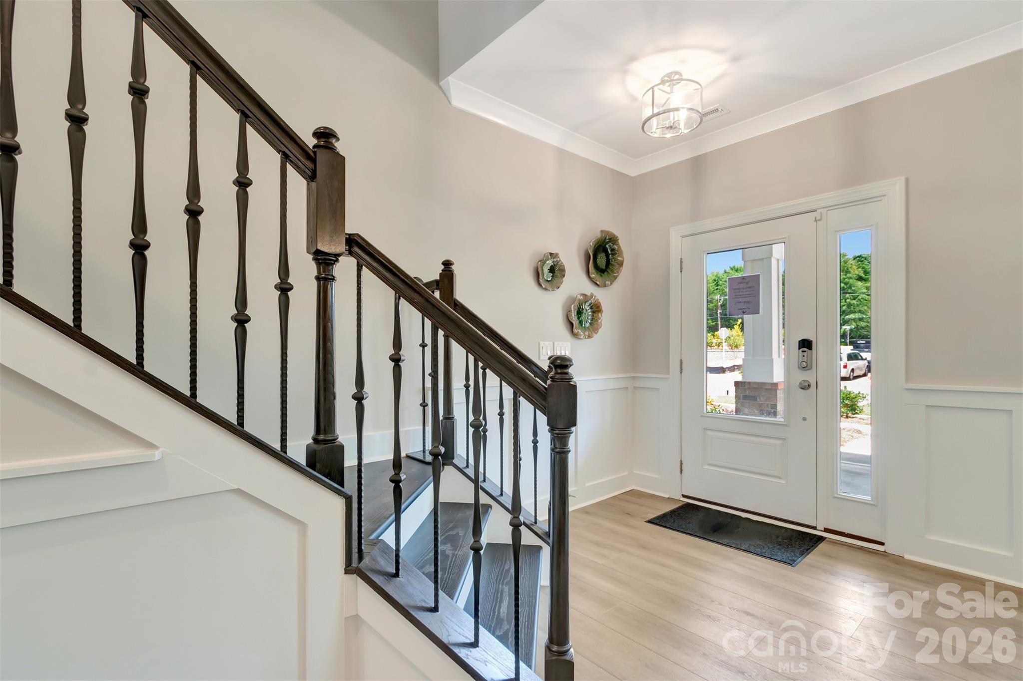 11200 Lochmere Road Charlotte, NC 28278 - Photo 3 of 43