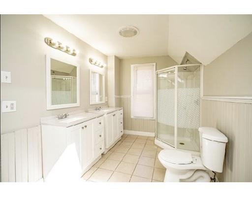 97 Thompson Street Springfield, MA 01109 - Photo 3 of 27