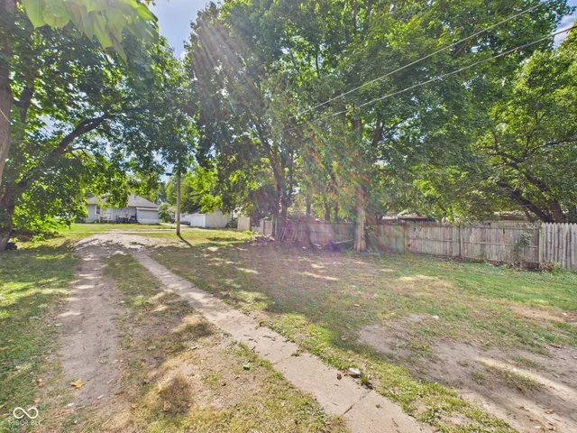 $130,000 | 1027 West 11th Street, Anderson, IN 46016