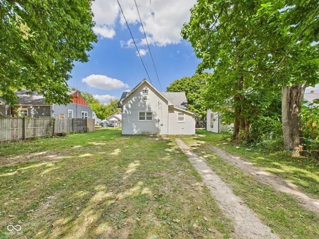 $130,000 | 1027 West 11th Street, Anderson, IN 46016