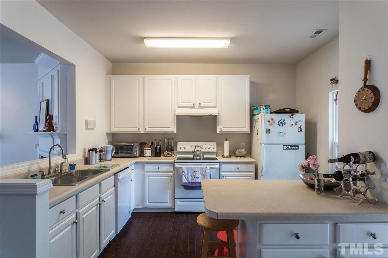8105 Rhiannon Road Raleigh, NC 27613 - Photo 12 of 26