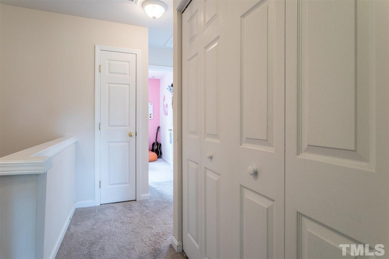 8105 Rhiannon Road Raleigh, NC 27613 - Photo 15 of 26