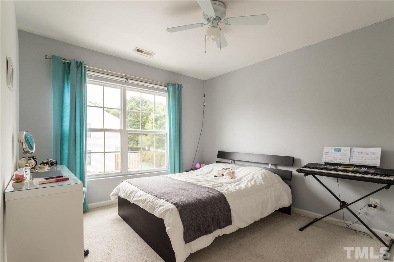 8105 Rhiannon Road Raleigh, NC 27613 - Photo 21 of 26