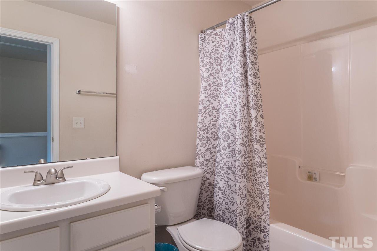 8105 Rhiannon Road Raleigh, NC 27613 - Photo 22 of 26