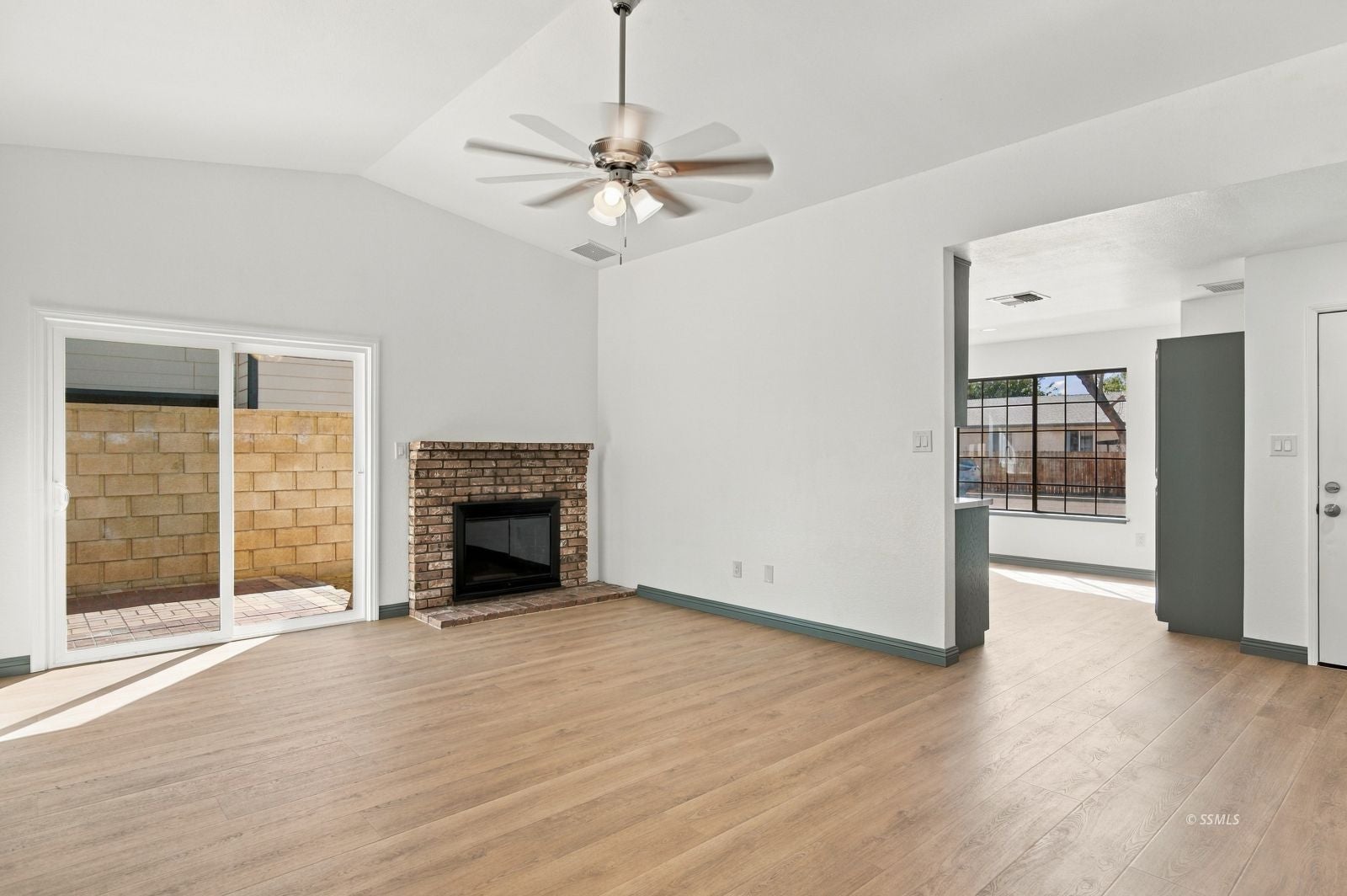 612 South Gordon Street Ridgecrest, CA 93555 - Photo 12 of 34 Gallery Image 12