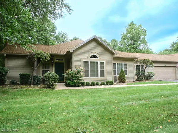 $339,900 | 6 Hunters Woods Boulevard, Unit A, Canfield, OH 44406