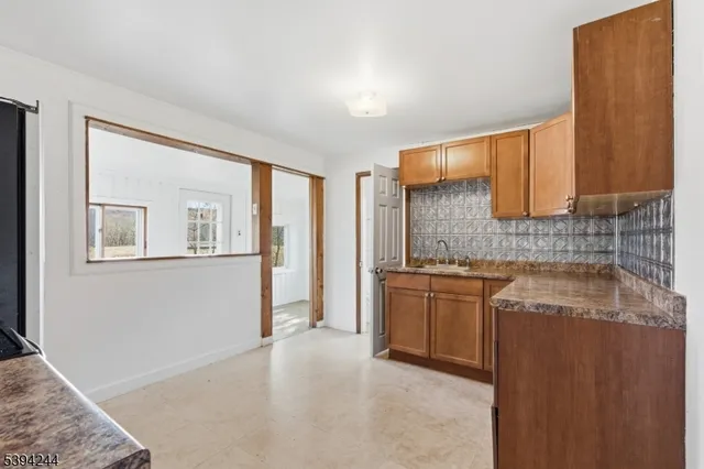 $2,300 | 111 County Road 645, Branchville, NJ 07826