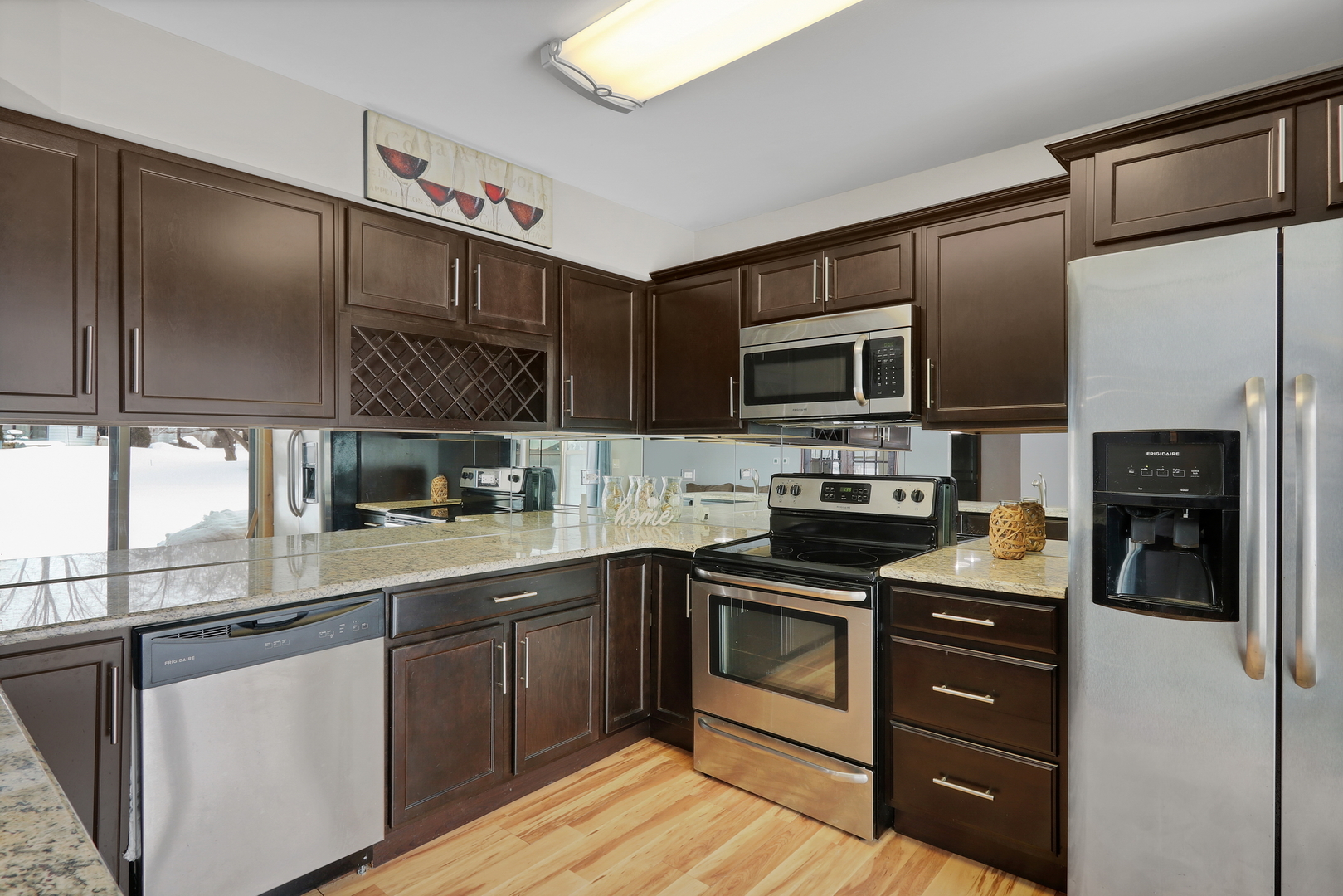 722 Chandler Road Gurnee, IL 60031 - Photo 5 of 23