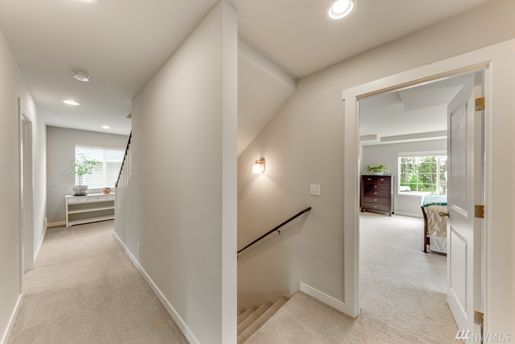 18326 13th Drive Southeast Bothell, WA 98012 - Photo 13 of 31 Gallery Image 13