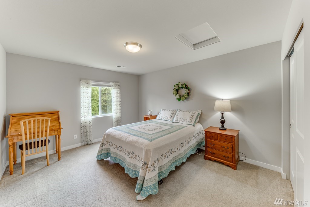 18326 13th Drive Southeast Bothell, WA 98012 - Photo 22 of 31 Gallery Image 22