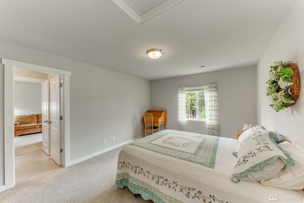 18326 13th Drive Southeast Bothell, WA 98012 - Photo 23 of 31 Gallery Image 23