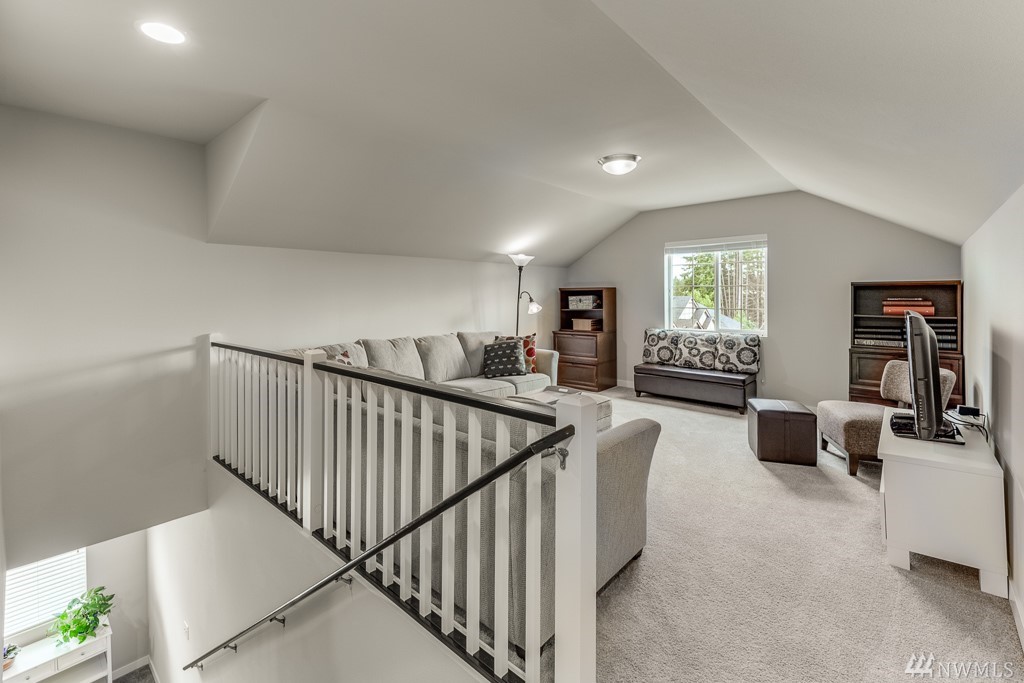 18326 13th Drive Southeast Bothell, WA 98012 - Photo 25 of 31 Gallery Image 25