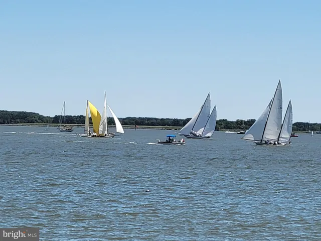 $942,900 | 25835 Turner Avenue, Royal Oak, MD 21662