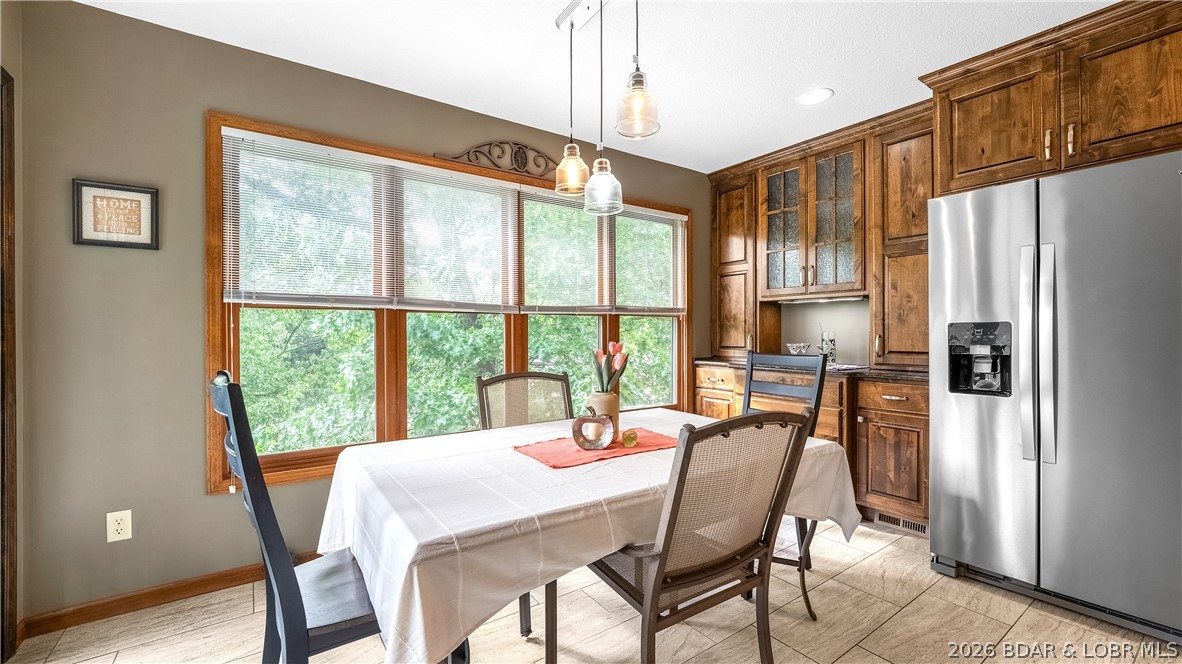 490 Waterfowl Road Linn Creek, MO 65052 - Photo 15 of 52 Dining