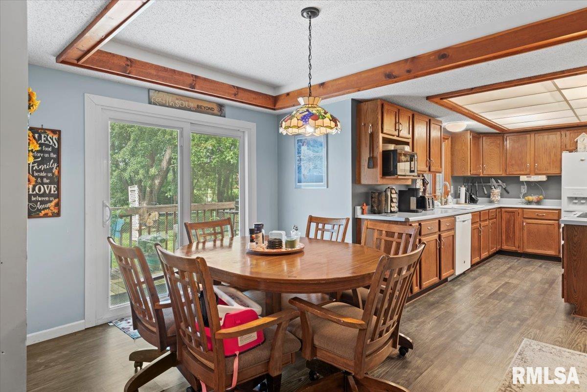 3128 Superior Drive Springfield, IL 62707 - Photo 15 of 42 Gallery Image 15