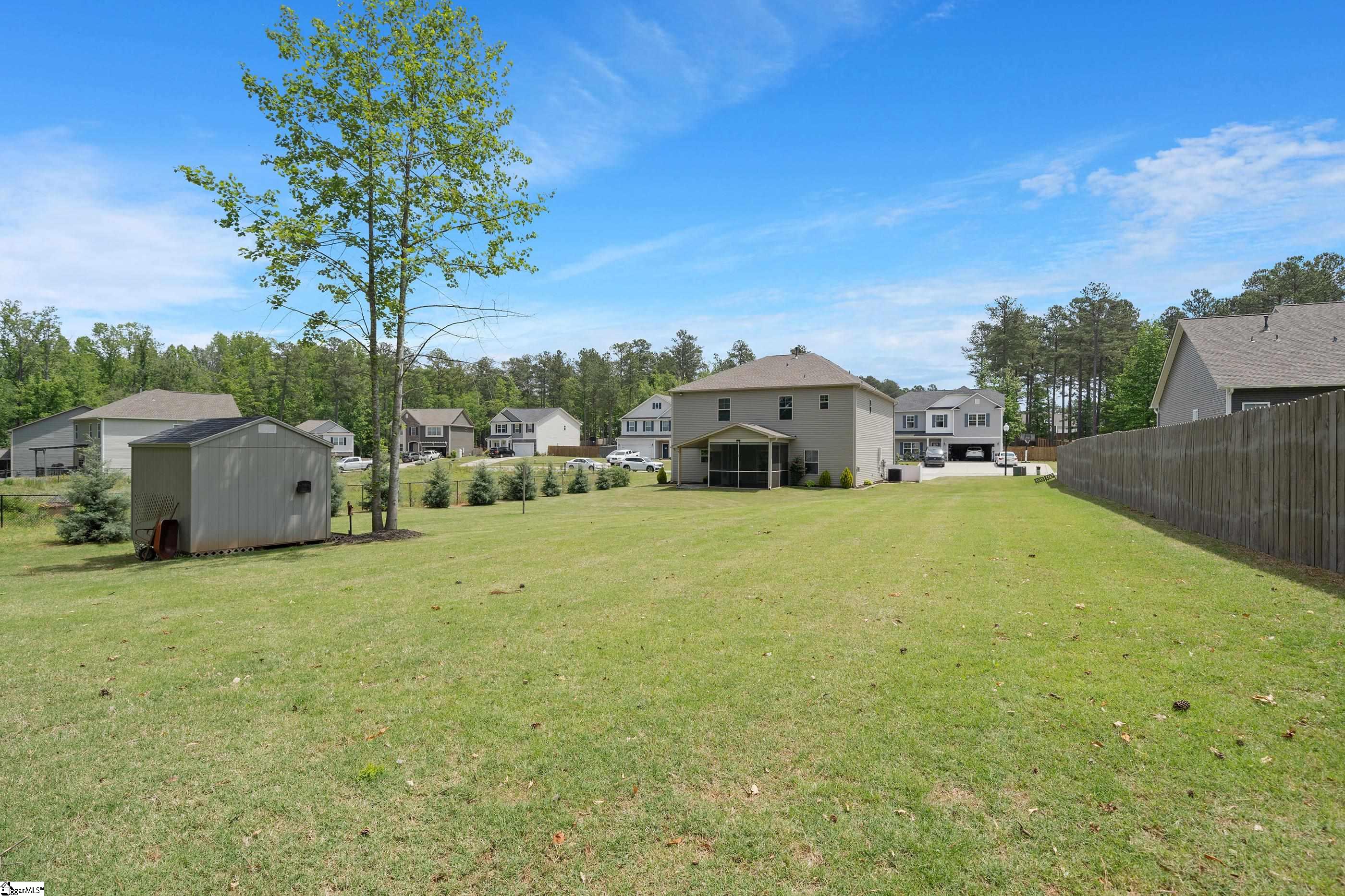 647 Autumn Breeze Walk Inman, SC 29349 - Photo 5 of 29 Gallery Image 5