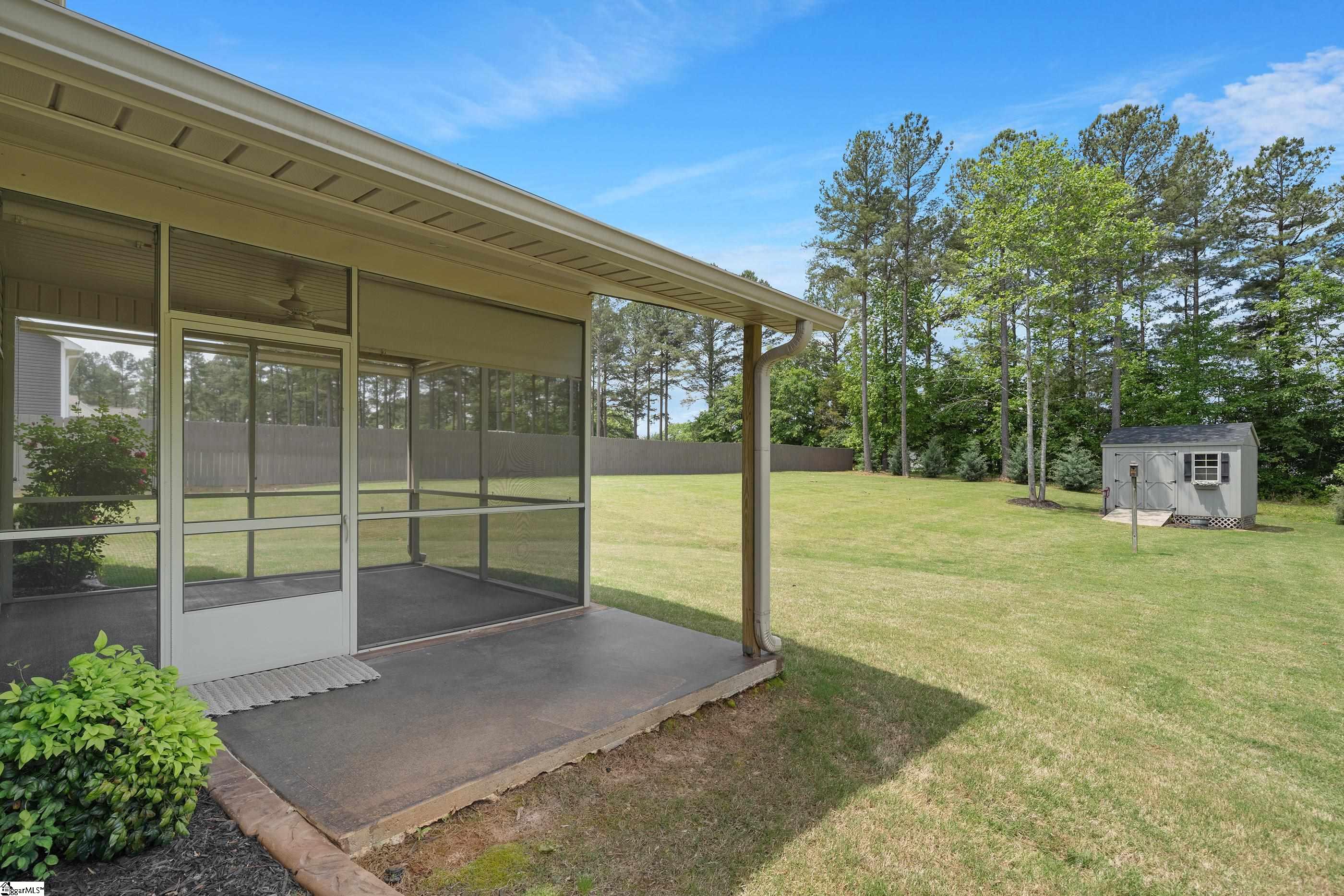 647 Autumn Breeze Walk Inman, SC 29349 - Photo 8 of 29 Gallery Image 8