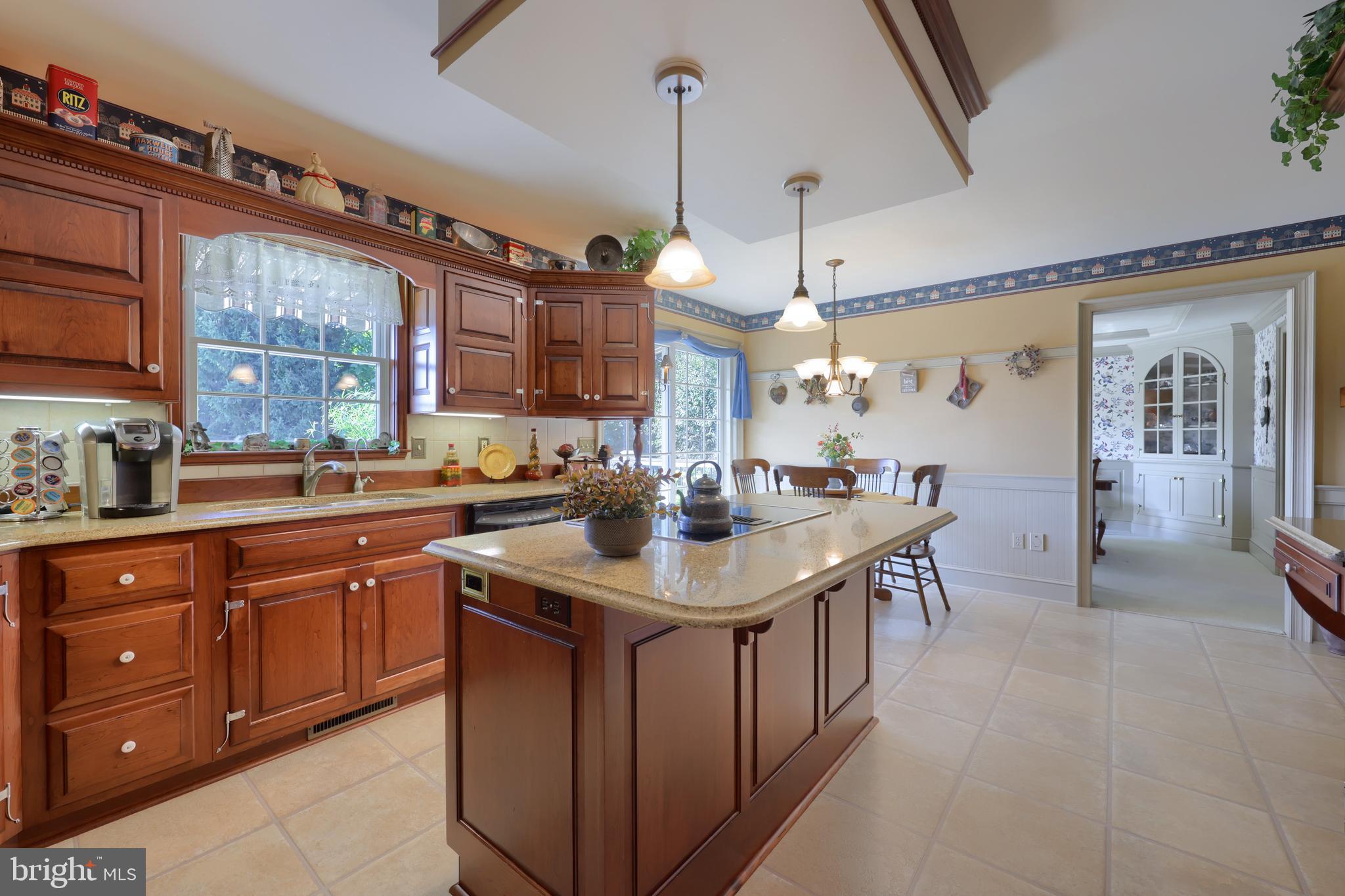 2070 Creek Hill Road Lancaster, PA 17601 - Photo 12 of 101