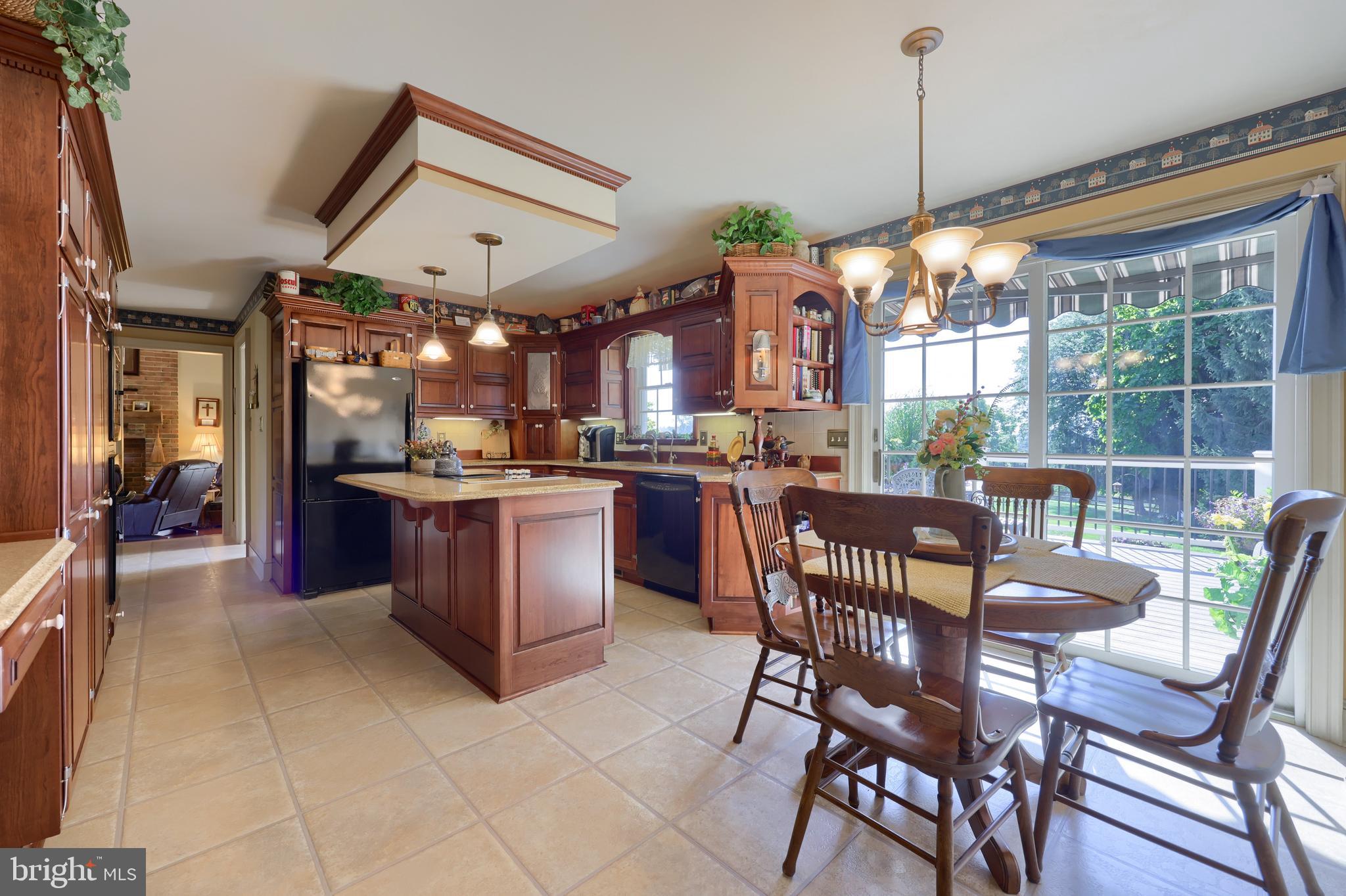 2070 Creek Hill Road Lancaster, PA 17601 - Photo 14 of 101