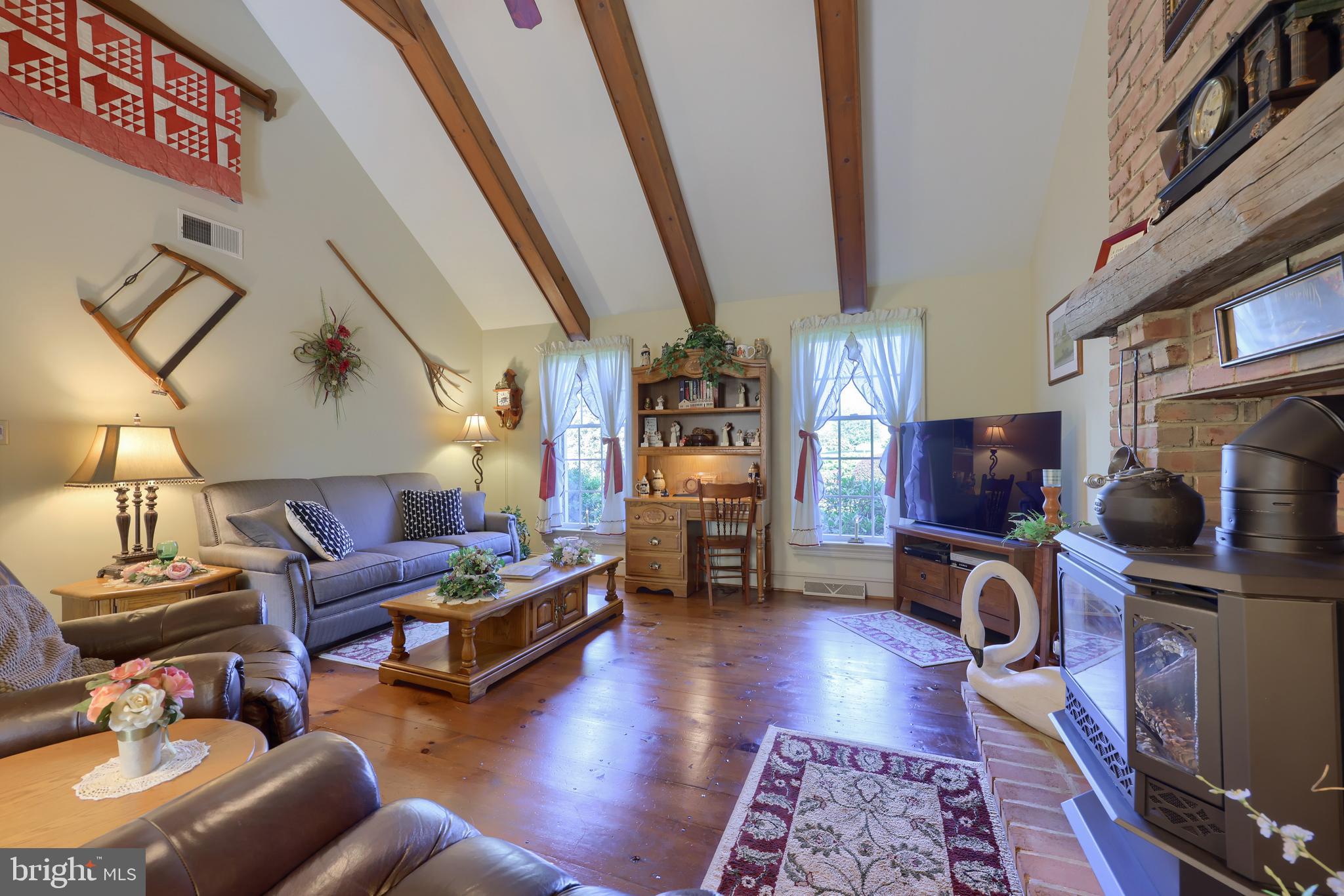 2070 Creek Hill Road Lancaster, PA 17601 - Photo 21 of 101