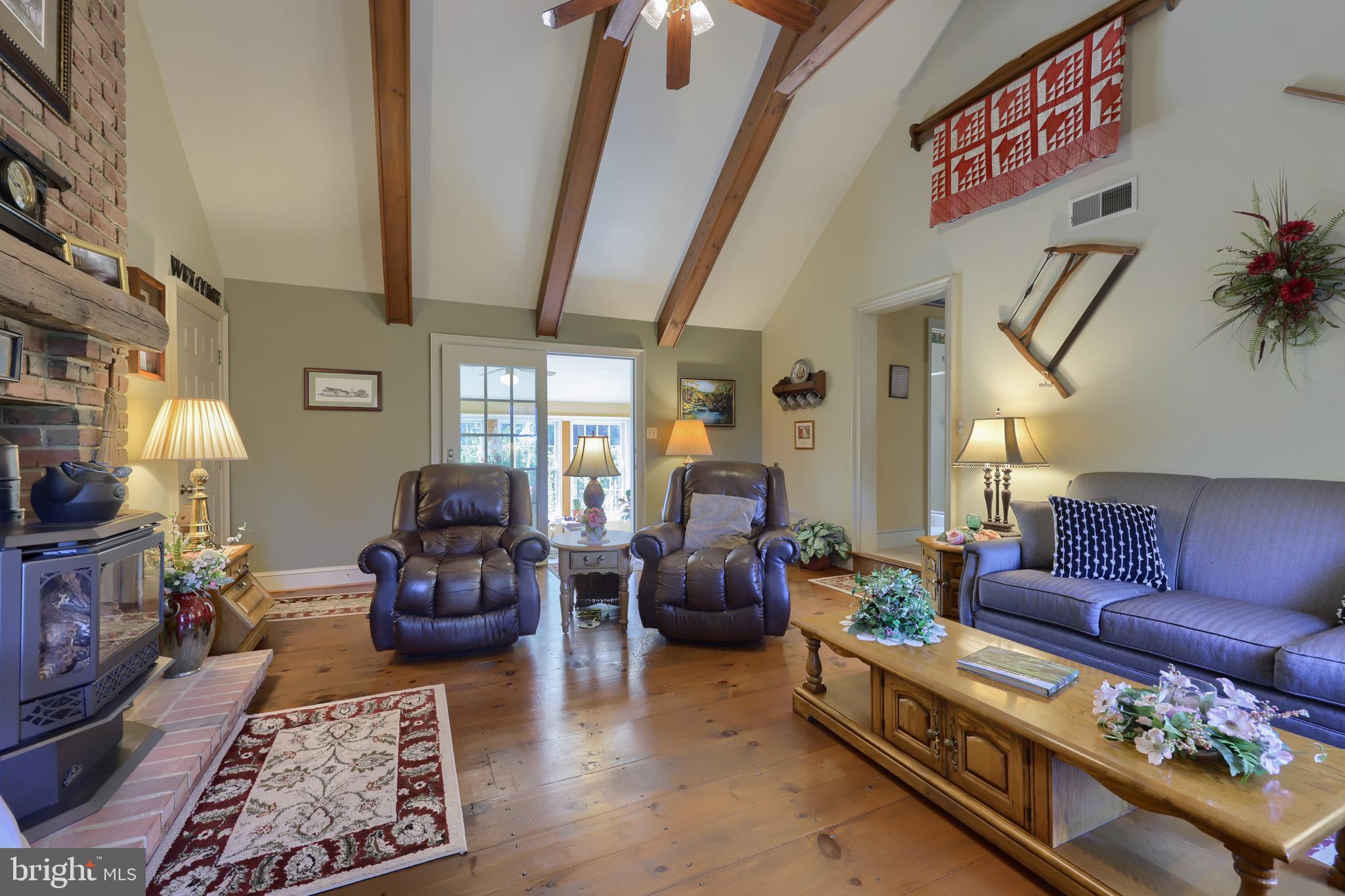 2070 Creek Hill Road Lancaster, PA 17601 - Photo 22 of 101