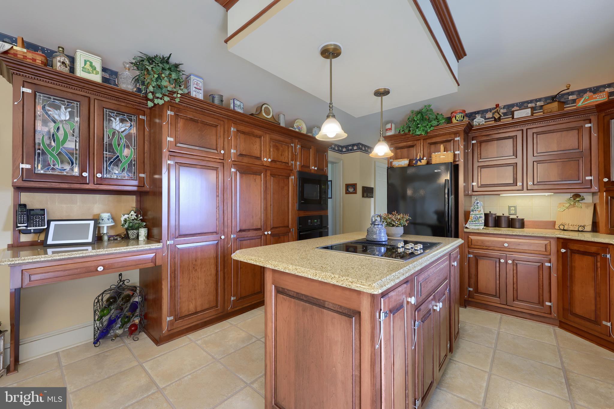 2070 Creek Hill Road Lancaster, PA 17601 - Photo 10 of 101