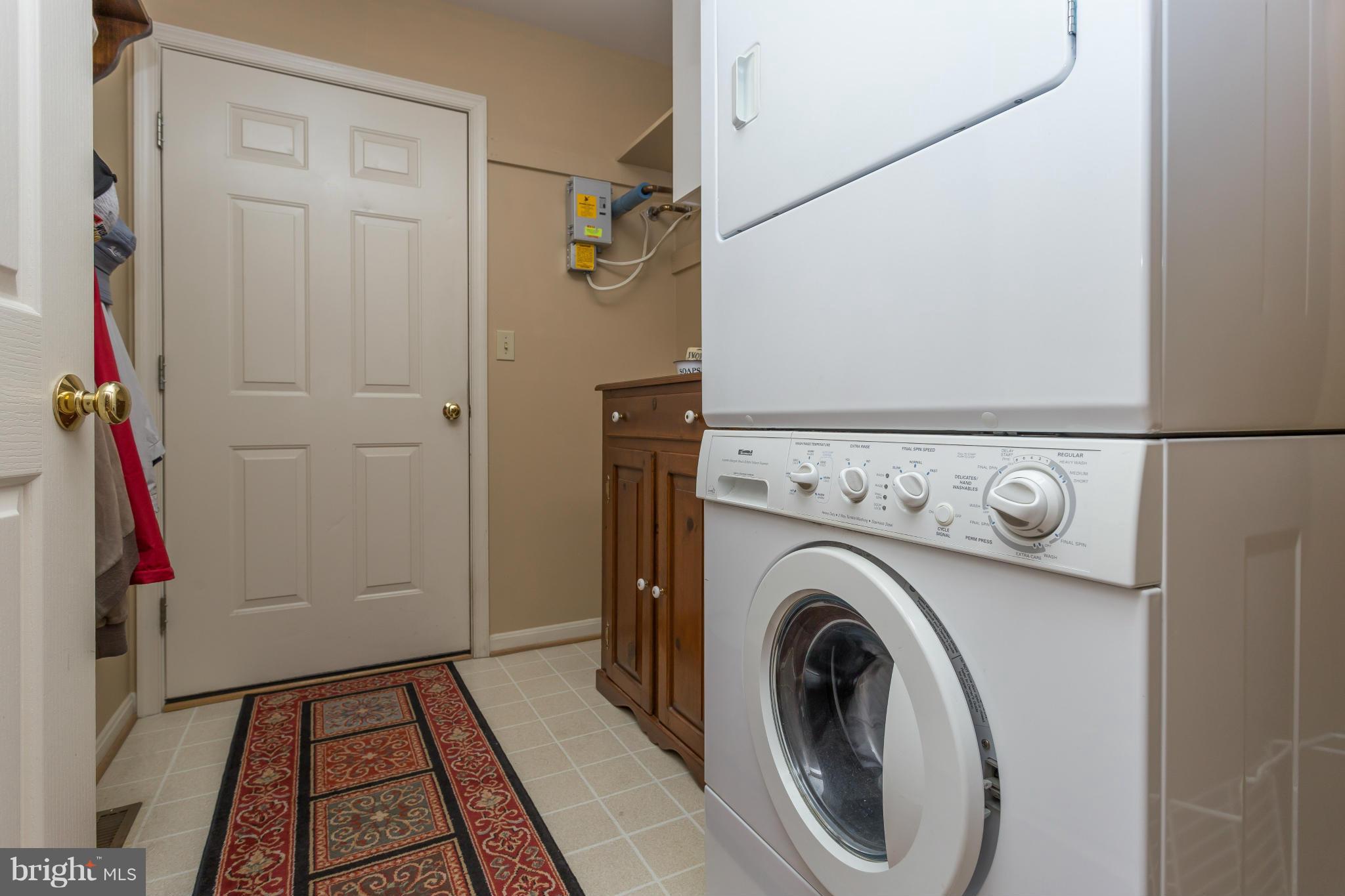 507 Birdie Road Locust Grove, VA 22508 - Photo 17 of 30 Laundry