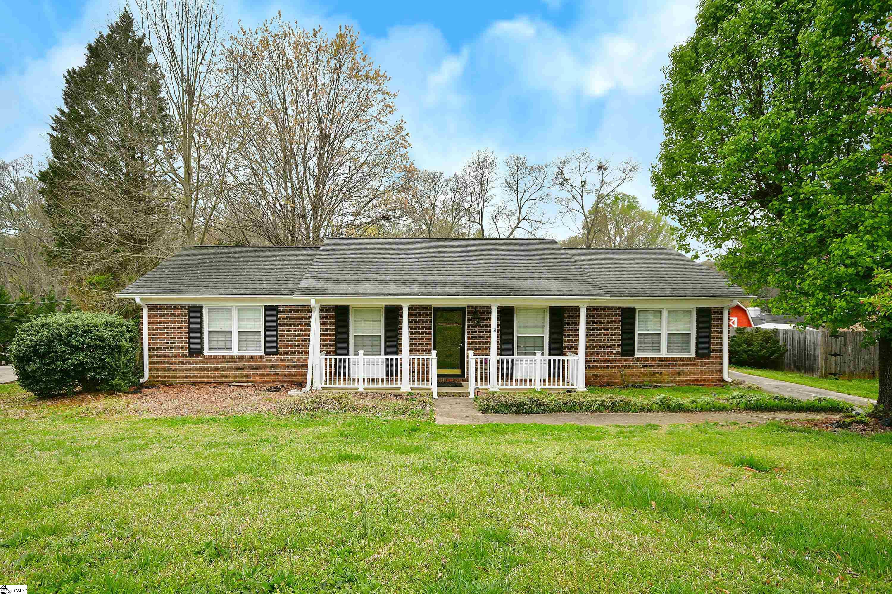 214 Brookmere Road Simpsonville, SC 29681 - Photo 1 of 35 Gallery Image 1