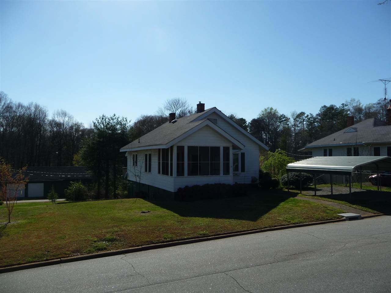 119 Lawrence Street Lyman, SC 29365 - Photo 1 of 17 Gallery Image 1