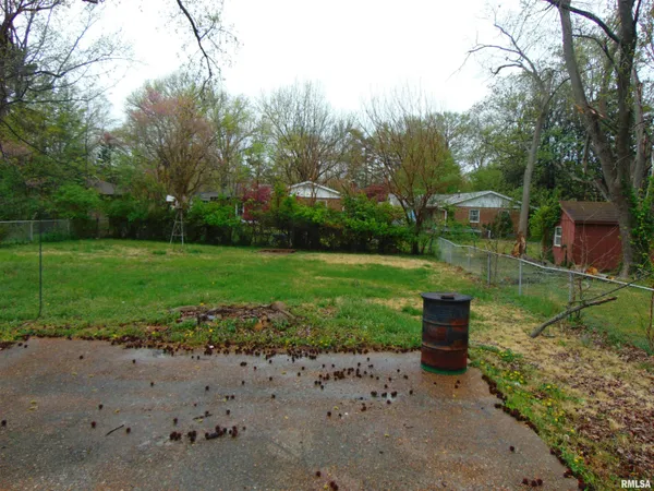 $110,000 | 206 South Travelstead Lane, Carbondale, IL 62901