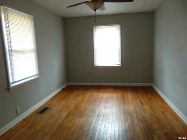 $110,000 | 206 South Travelstead Lane, Carbondale, IL 62901