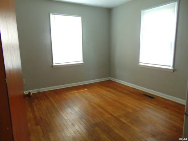 $110,000 | 206 South Travelstead Lane, Carbondale, IL 62901
