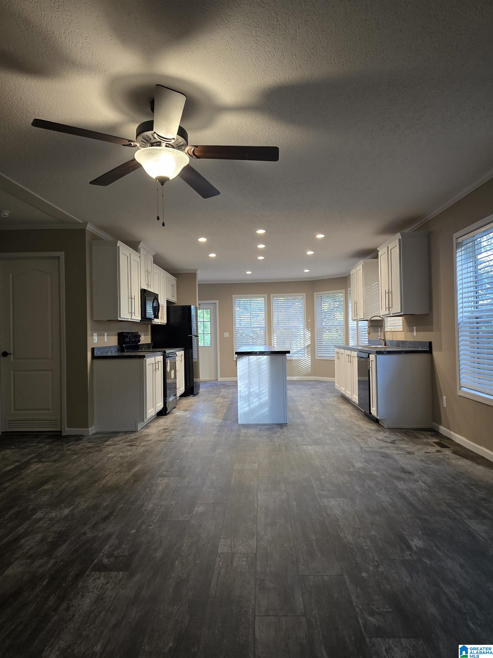 25 McGinnis Street Springville, AL 35146 - Photo 1 of 10