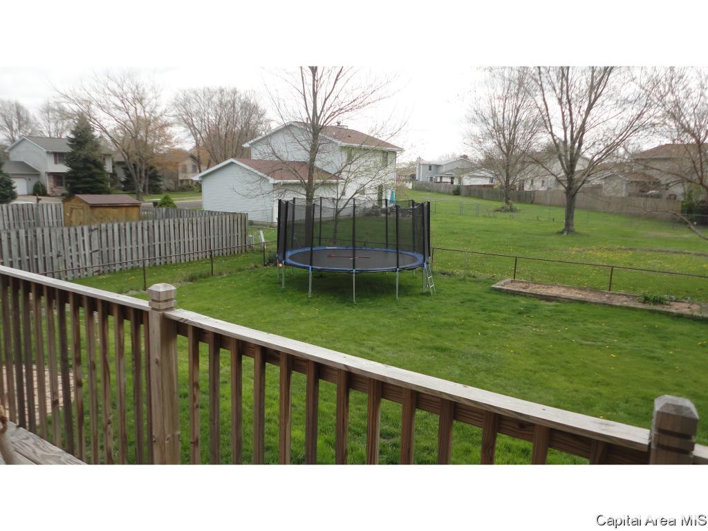2304 Mayfair Road Springfield, IL 62703 - Photo 8 of 36