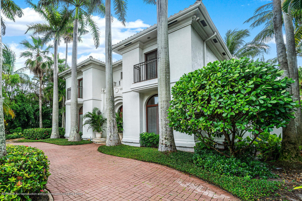 210 Eden Road Palm Beach, FL 33480 - Photo 2 of 20 001-210EdenRoad-PalmBeach-FL-33480-small