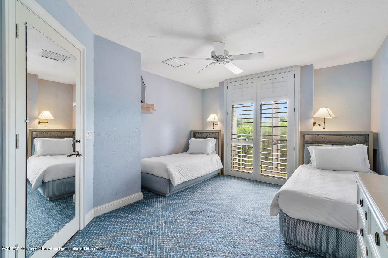 210 Eden Road Palm Beach, FL 33480 - Photo 14 of 20 008-210EdenRoad-PalmBeach-FL-33480-small