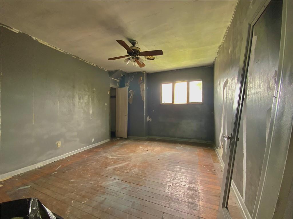 1109 Progress Street McKees Rocks, PA 15136 - Photo 15 of 30 a view of entryway