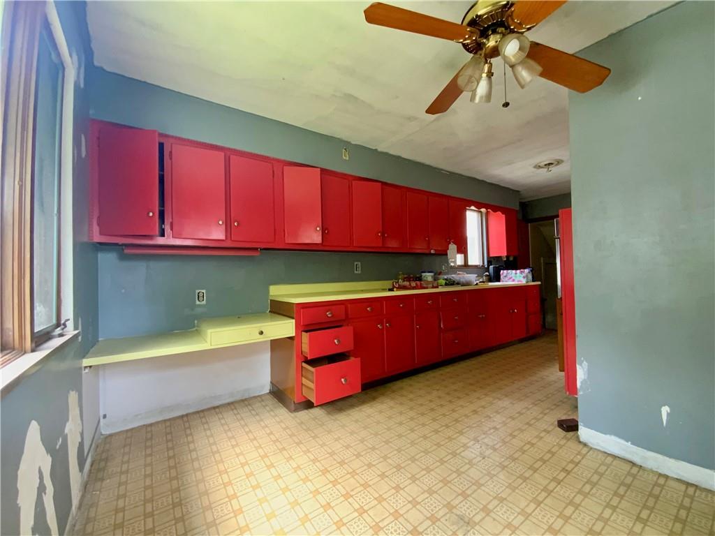 1109 Progress Street McKees Rocks, PA 15136 - Photo 6 of 30