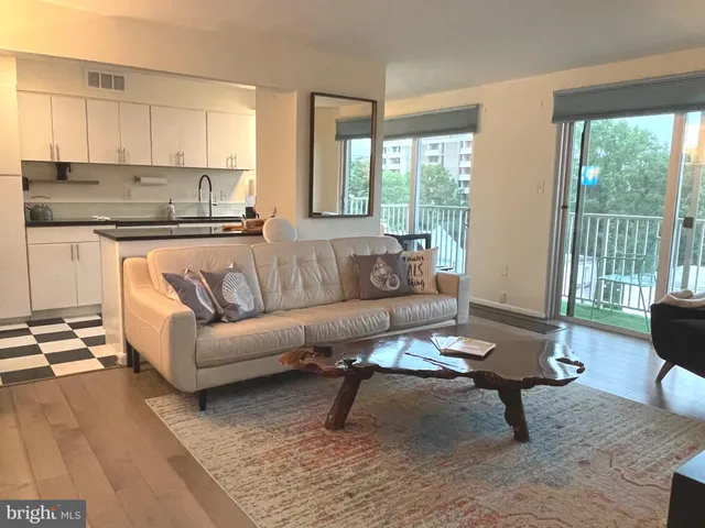 $335,000 | 510 N Street Southwest, Unit N625, Washington, DC 20024