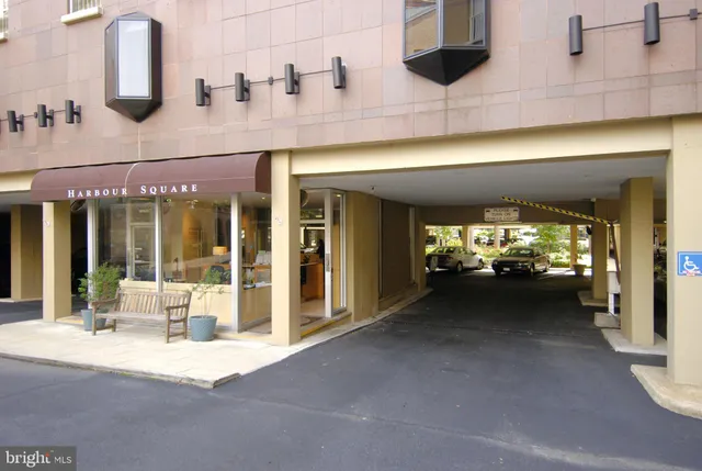 $335,000 | 510 N Street Southwest, Unit N625, Washington, DC 20024