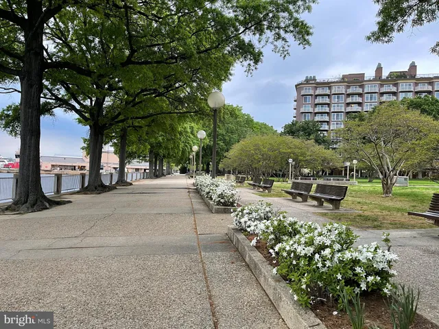 $335,000 | 510 N Street Southwest, Unit N625, Washington, DC 20024