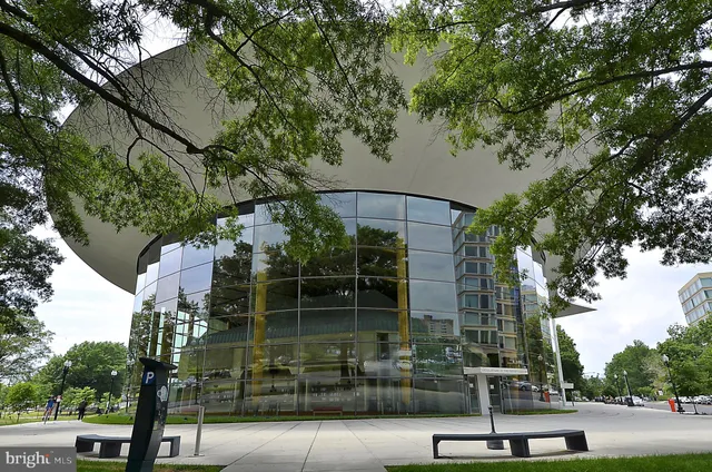 $335,000 | 510 N Street Southwest, Unit N625, Washington, DC 20024