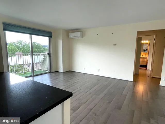 $335,000 | 510 N Street Southwest, Unit N625, Washington, DC 20024