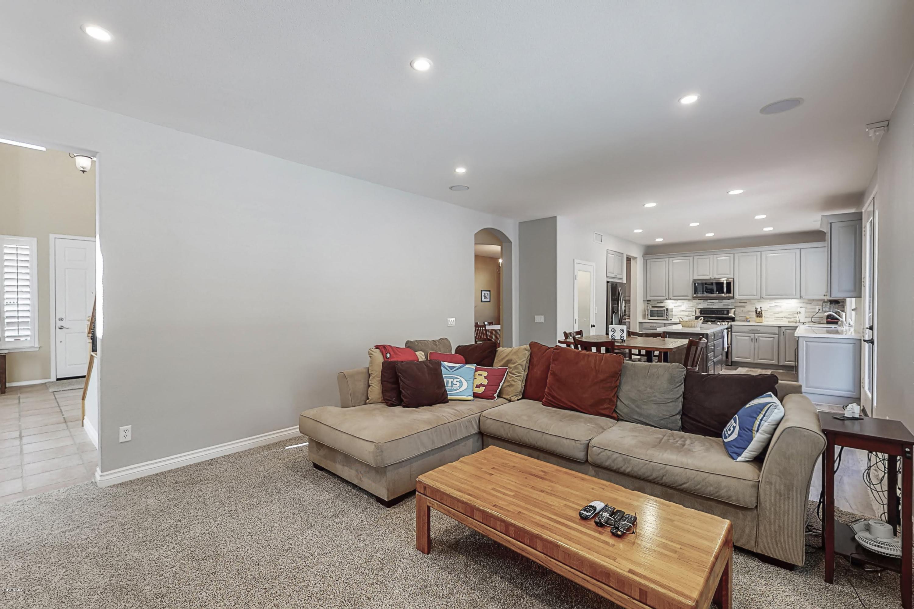 2248 Rudolph Drive Simi Valley, CA 93065 - Photo 23 of 78 2248-Rudolph-Dr-Simi-Valley-CA-93065-Uni