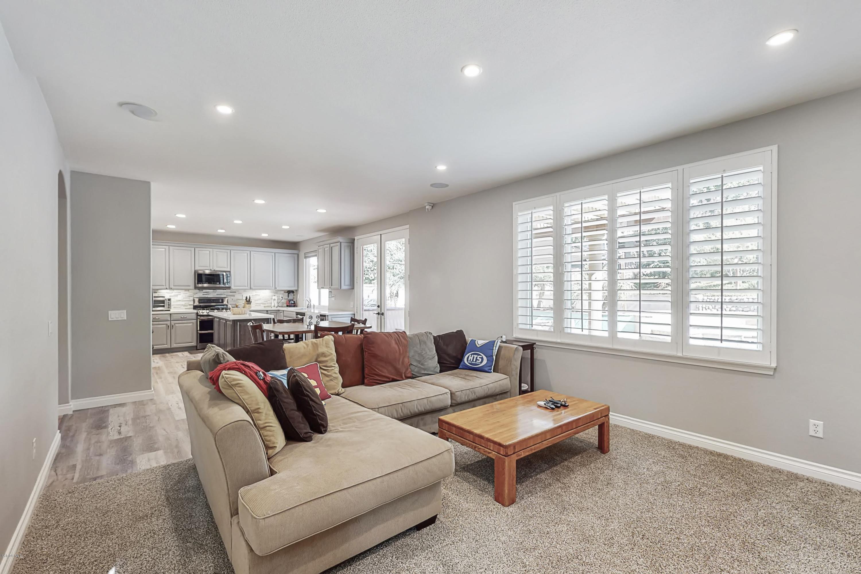 2248 Rudolph Drive Simi Valley, CA 93065 - Photo 28 of 78 2248-Rudolph-Dr-Simi-Valley-CA-93065-Uni