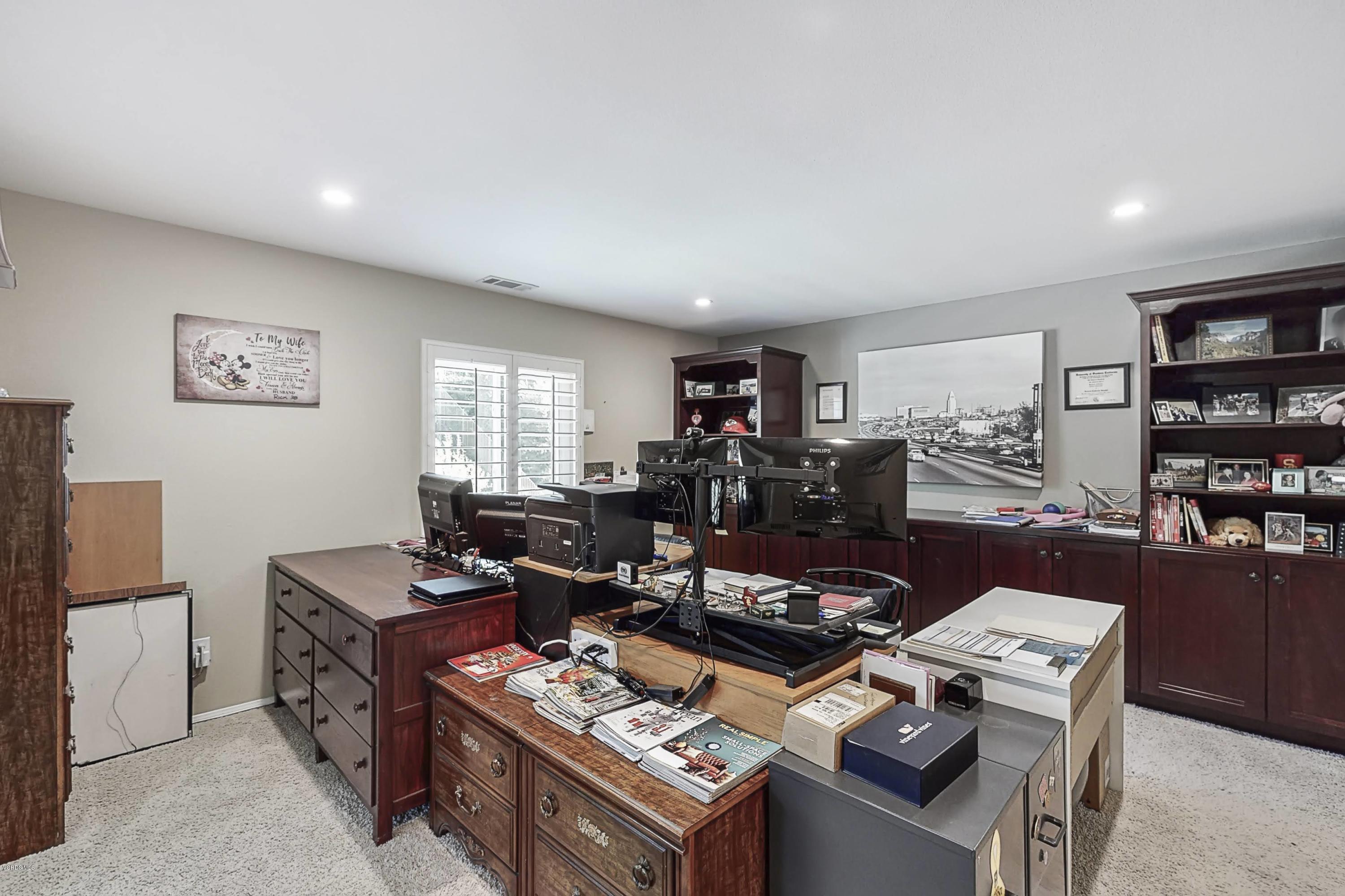 2248 Rudolph Drive Simi Valley, CA 93065 - Photo 51 of 78 2248-Rudolph-Dr-Simi-Valley-CA-93065-Uni