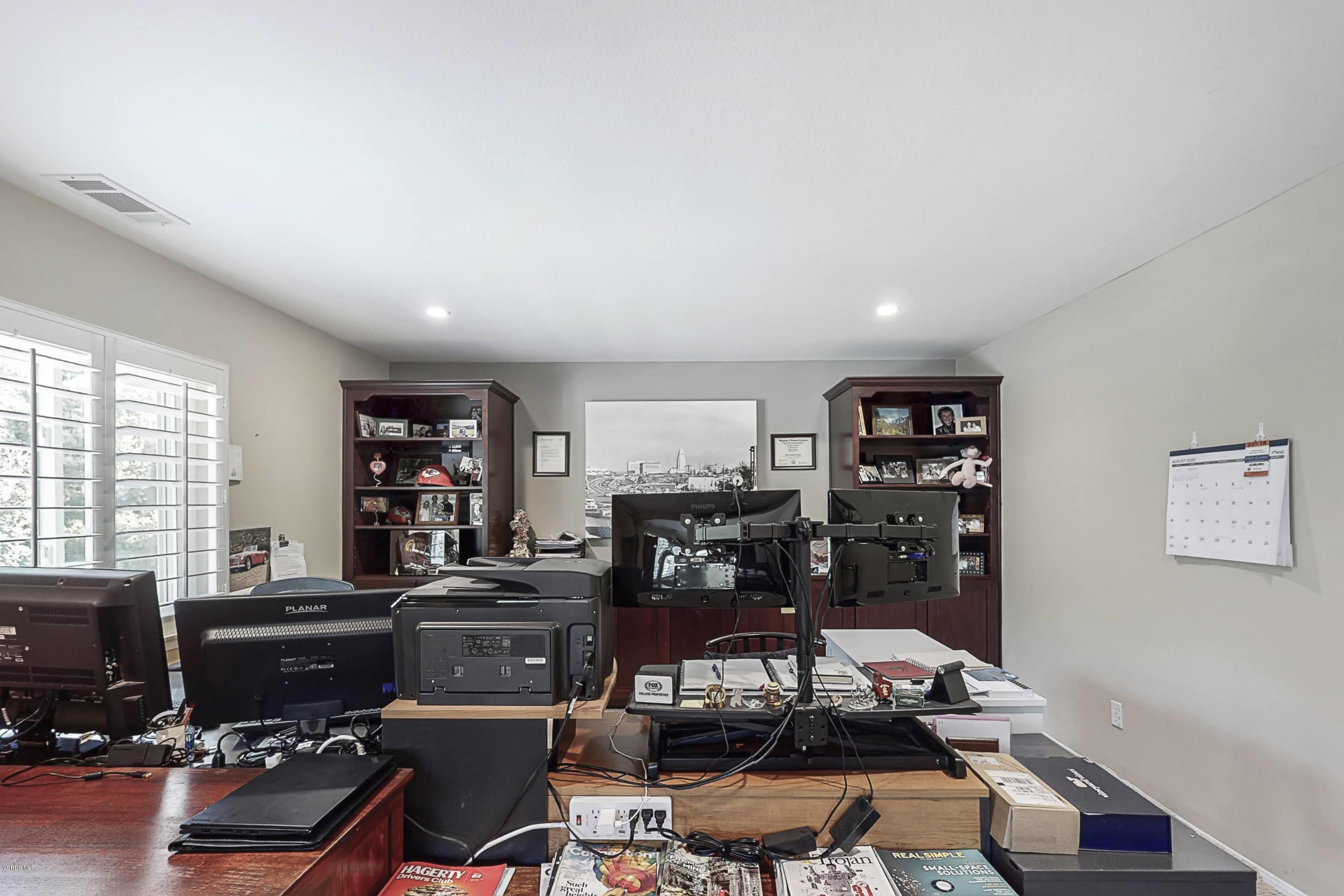 2248 Rudolph Drive Simi Valley, CA 93065 - Photo 53 of 78 2248-Rudolph-Dr-Simi-Valley-CA-93065-Uni
